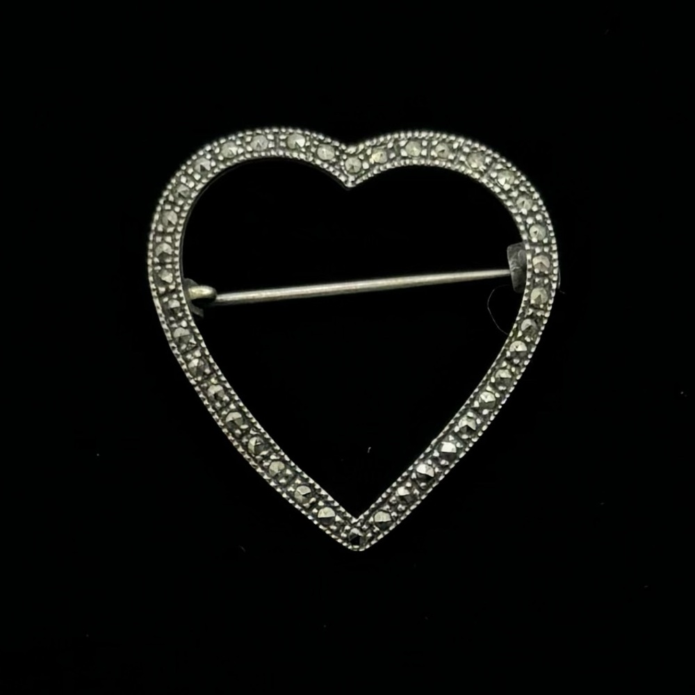 VINTAGE Sterling Silver Marcasite Heart Brooch